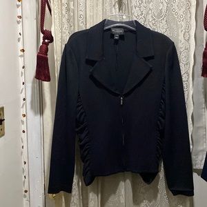 ST JOHN-BEAUTIFULLY CLASSIC RUCHED FRONT ZIPPERED SWEATER JKT